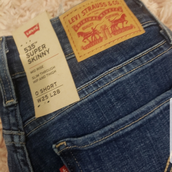 Jeans - Picture 3 of 3